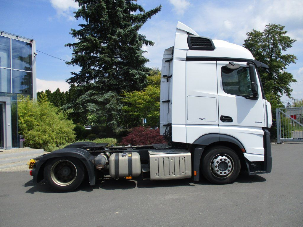 Mercedes-Benz 1845 Actros EURO 6 MEGA/lowdeck - Sadulveok: pilt 4 Mercedes-Benz 1845 Actros EURO 6 MEGA/lowdeck - Sadulveok: pilt 4