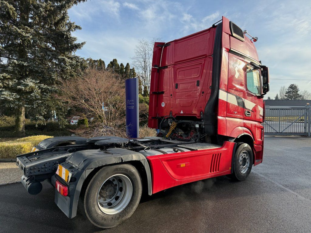 Mercedes-Benz 1848 Actros Gigaspace - Sadulveok: pilt 3 Mercedes-Benz 1848 Actros Gigaspace - Sadulveok: pilt 3