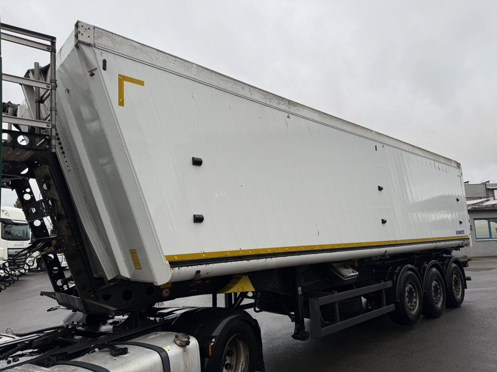 Schmitz Cargobull SKI 50m3 - Kallur-poolhaagis: pilt 3 Schmitz Cargobull SKI 50m3 - Kallur-poolhaagis: pilt 3