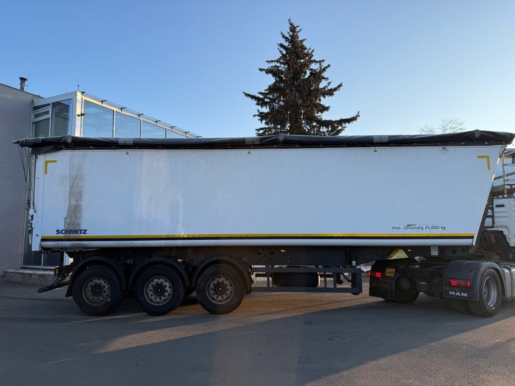 Schmitz Cargobull SKI 50m3 - Kallur-poolhaagis: pilt 3 Schmitz Cargobull SKI 50m3 - Kallur-poolhaagis: pilt 3
