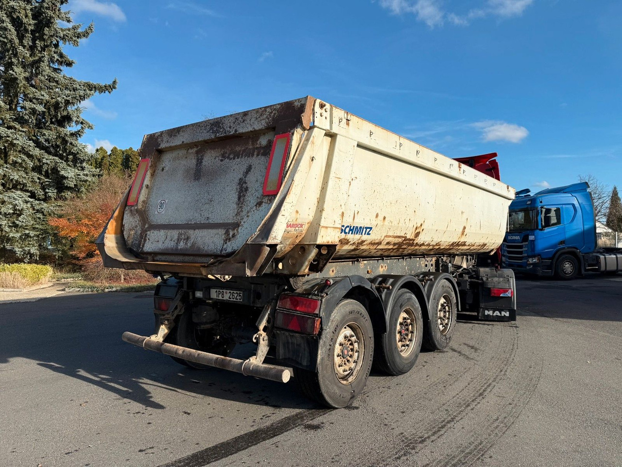 Schmitz Cargobull SKI24 - Kallur-poolhaagis: pilt 3 Schmitz Cargobull SKI24 - Kallur-poolhaagis: pilt 3