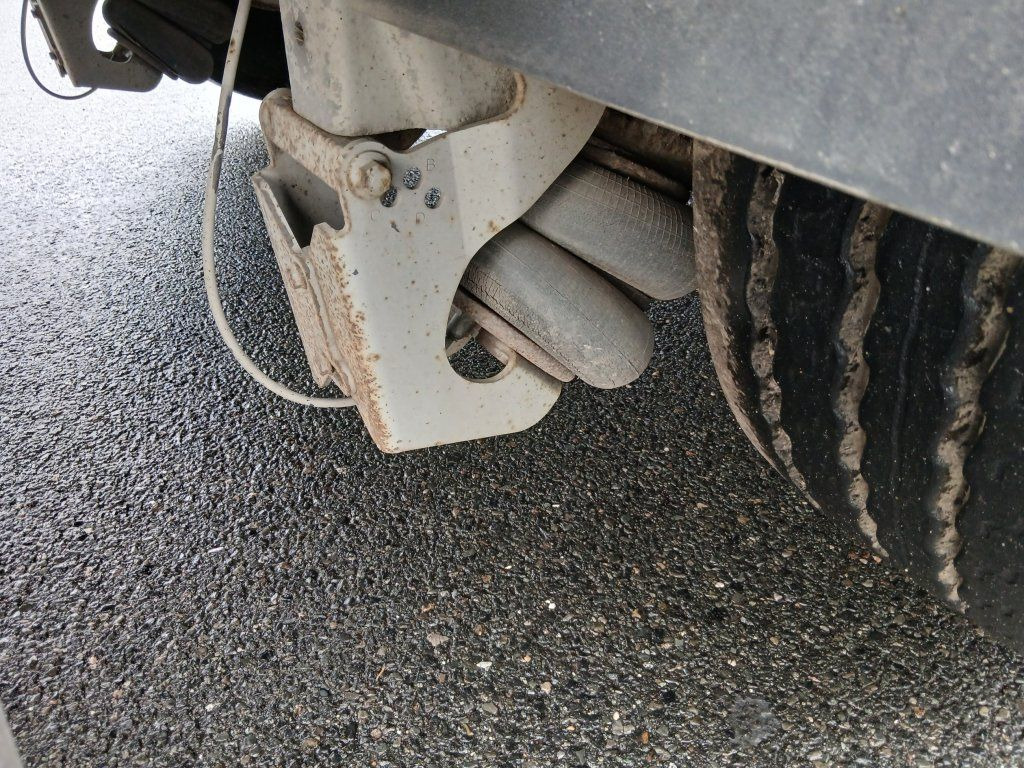 Kallur-poolhaagis Stas S300CX: pilt 8 Kallur-poolhaagis Stas S300CX: pilt 8