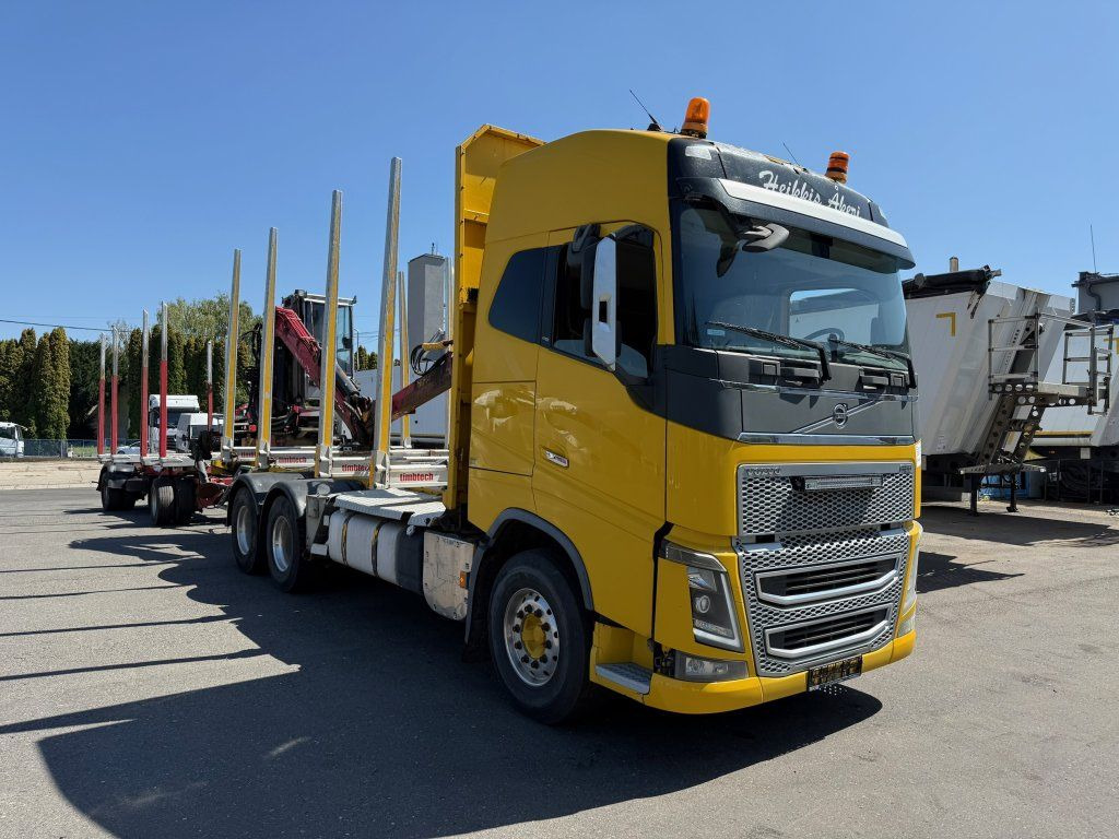 Volvo FH 16 750 6x4 + Fliegl - Metsaveok, Kraanaga veoauto: pilt 2 Volvo FH 16 750 6x4 + Fliegl - Metsaveok, Kraanaga veoauto: pilt 2