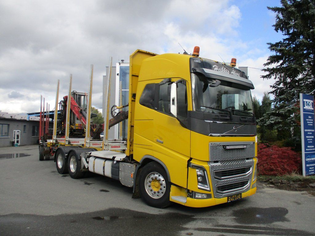 Volvo FH 16 750 6x4 + Fliegl - Metsaveok, Kraanaga veoauto: pilt 3 Volvo FH 16 750 6x4 + Fliegl - Metsaveok, Kraanaga veoauto: pilt 3