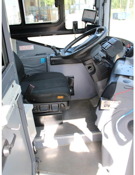 Iveco CROSSWAY Low Entry | EURO 6 | 2+2+1 | 41 SEATS - Linnaliini buss: pilt 4 Iveco CROSSWAY Low Entry | EURO 6 | 2+2+1 | 41 SEATS - Linnaliini buss: pilt 4