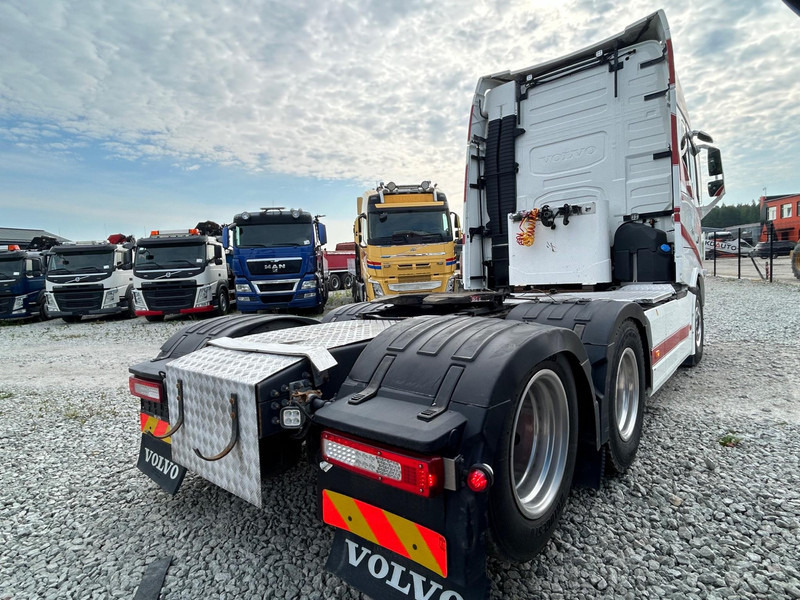 Volvo FH 16 750 6x2 | HIDASTIN | HYDRAULIIKKA | ADR | GLOBE XL | TULOSSA - Sadulveok: pilt 4 Volvo FH 16 750 6x2 | HIDASTIN | HYDRAULIIKKA | ADR | GLOBE XL | TULOSSA - Sadulveok: pilt 4