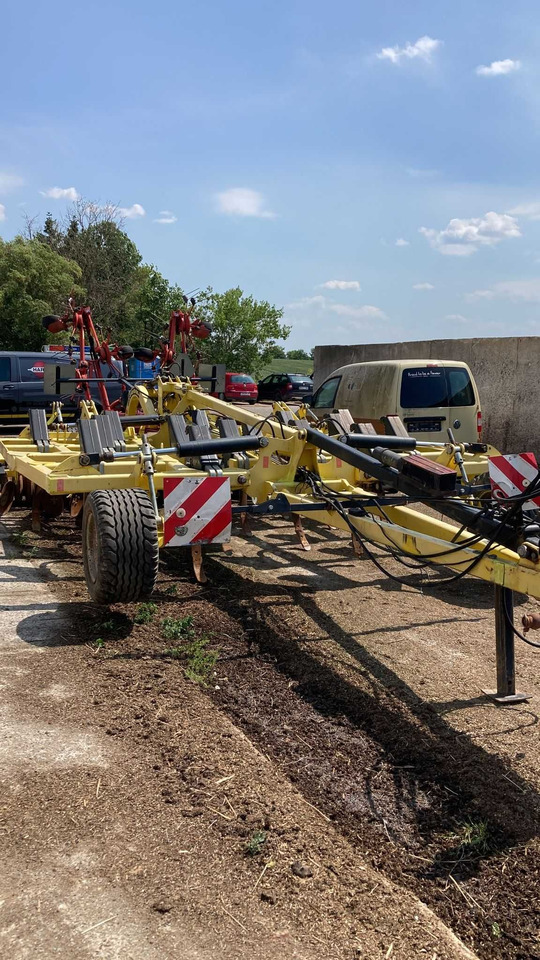 Agregat bezorkowy BEDNAR - Kultivaator: pilt 1 Agregat bezorkowy BEDNAR - Kultivaator: pilt 1