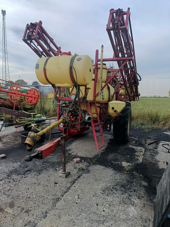 HARDI TZ 18 metrów - Järelveetav pritsija: pilt 2 HARDI TZ 18 metrów - Järelveetav pritsija: pilt 2