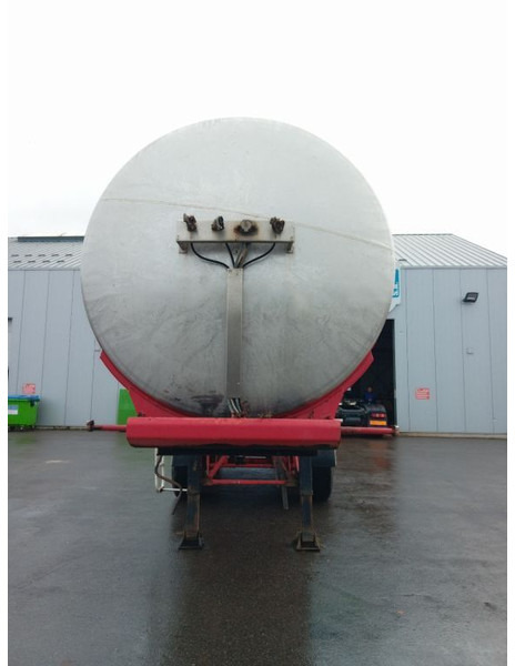 Magyar Food Tank 23000L - Tsistern poolhaagis: pilt 1 Magyar Food Tank 23000L - Tsistern poolhaagis: pilt 1