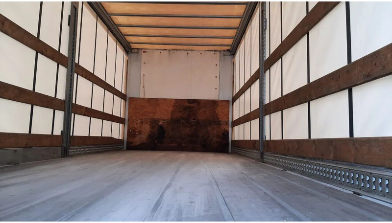 Renault Premium 370 DXI - manual gearbox - Euro 5 - Tent veoauto: pilt 4 Renault Premium 370 DXI - manual gearbox - Euro 5 - Tent veoauto: pilt 4