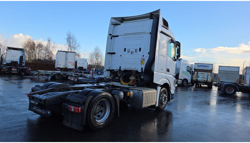 Mercedes-Benz Actros 1845 - Sadulveok: pilt 4 Mercedes-Benz Actros 1845 - Sadulveok: pilt 4