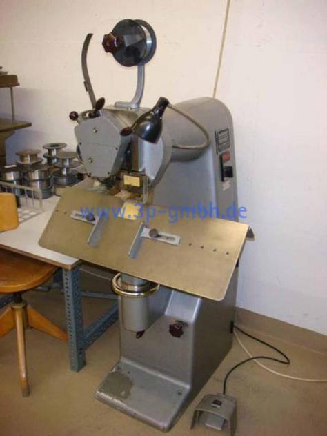 Hohner Favorit wire stapling machine - Trükimasin: pilt 1 Hohner Favorit wire stapling machine - Trükimasin: pilt 1