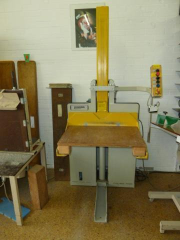 Knorr L 350 pallet lift - Laotehnika: pilt 1 Knorr L 350 pallet lift - Laotehnika: pilt 1