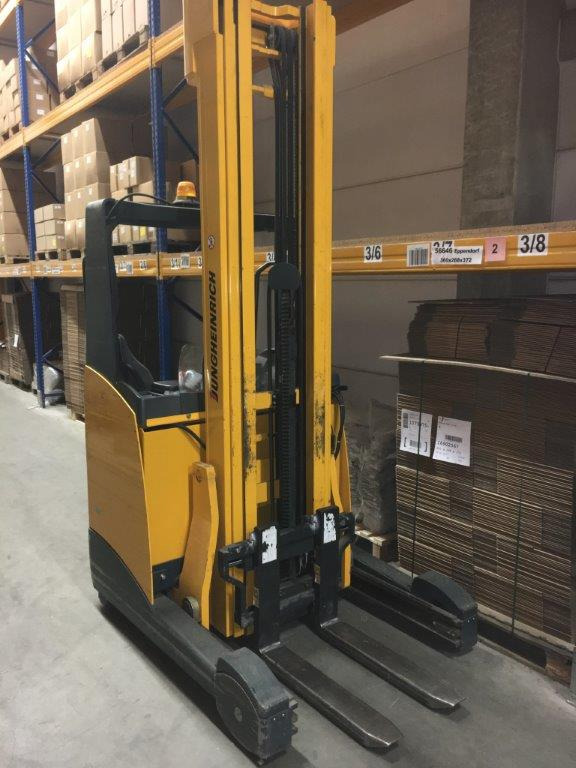 Reach truck Jungheinrich ETV 114 - Lükandmastiga tõstuk: pilt 1 Reach truck Jungheinrich ETV 114 - Lükandmastiga tõstuk: pilt 1