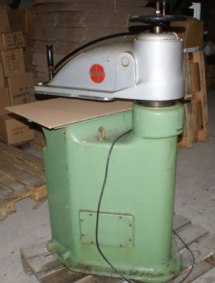 Schoen & Cie Model N 1.1/4-1 Hydraulic Pivot Arm Punch - Trükimasin: pilt 2 Schoen & Cie Model N 1.1/4-1 Hydraulic Pivot Arm Punch - Trükimasin: pilt 2