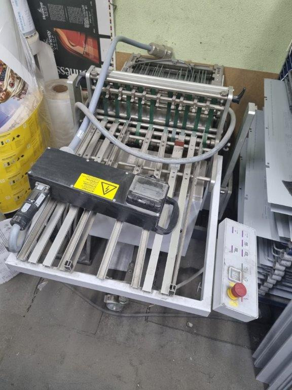 Small sized mobile stack delivery Heidelberg Stahlfolder STA 41 F MKE - Voltimismasin: pilt 1 Small sized mobile stack delivery Heidelberg Stahlfolder STA 41 F MKE - Voltimismasin: pilt 1