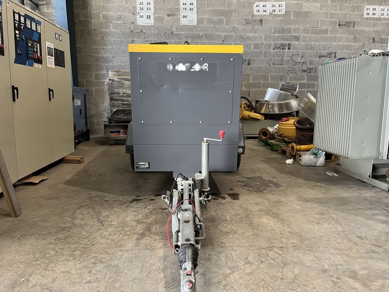Atlas Copco QES30 diesel 30 kVa - Generaatorikomplekt: pilt 3 Atlas Copco QES30 diesel 30 kVa - Generaatorikomplekt: pilt 3