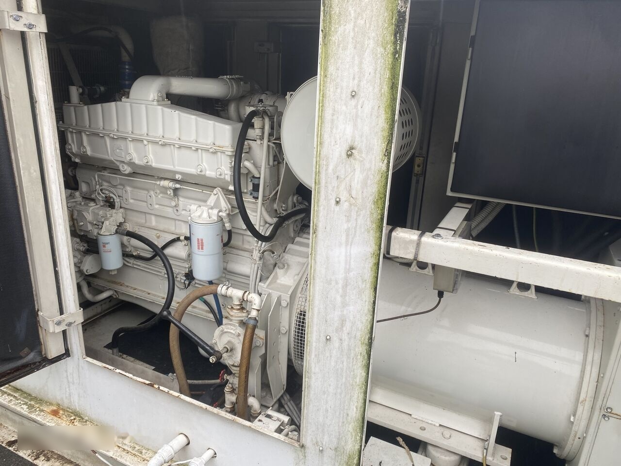 SDMO 330 kVa Cummins - Generaatorikomplekt: pilt 3 SDMO 330 kVa Cummins - Generaatorikomplekt: pilt 3