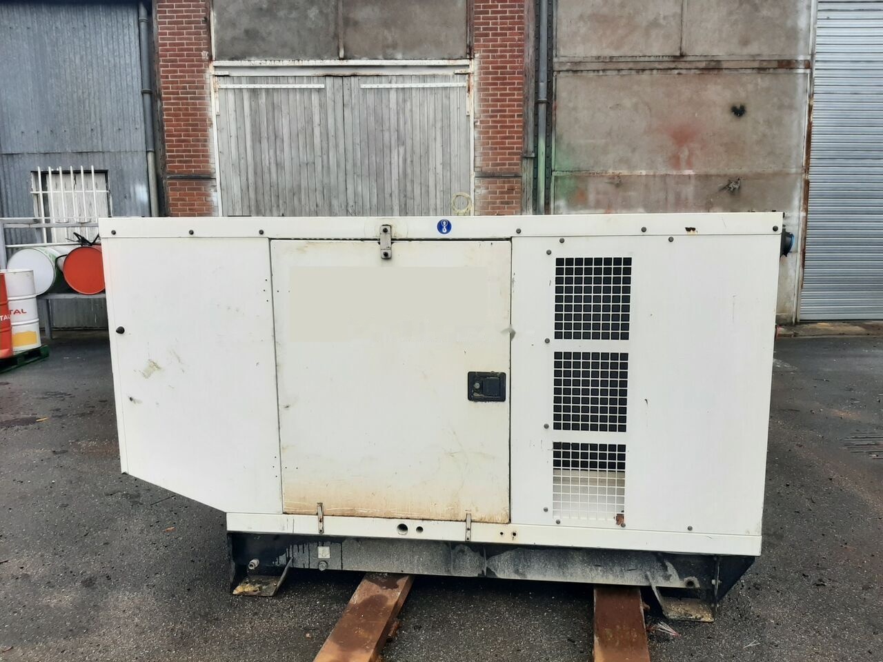 SDMO 80 kVa John Deere - Generaatorikomplekt: pilt 1 SDMO 80 kVa John Deere - Generaatorikomplekt: pilt 1