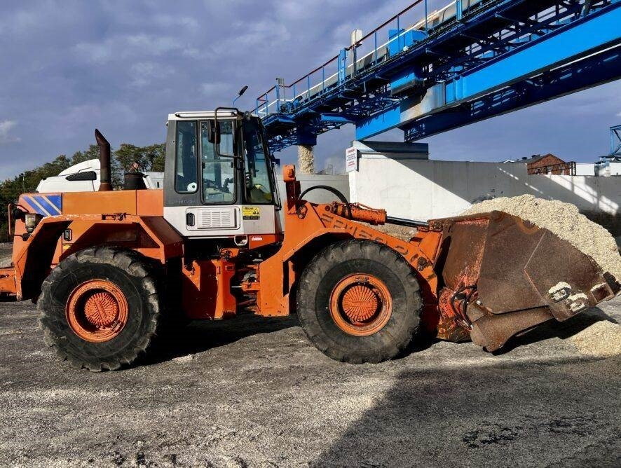 Fiat-Hitachi FR160 High Tip 5m3 - Rataslaadur: pilt 4 Fiat-Hitachi FR160 High Tip 5m3 - Rataslaadur: pilt 4