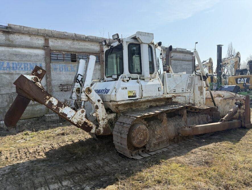 Komatsu D65EX-15e0 + ripper - Buldooser: pilt 5 Komatsu D65EX-15e0 + ripper - Buldooser: pilt 5
