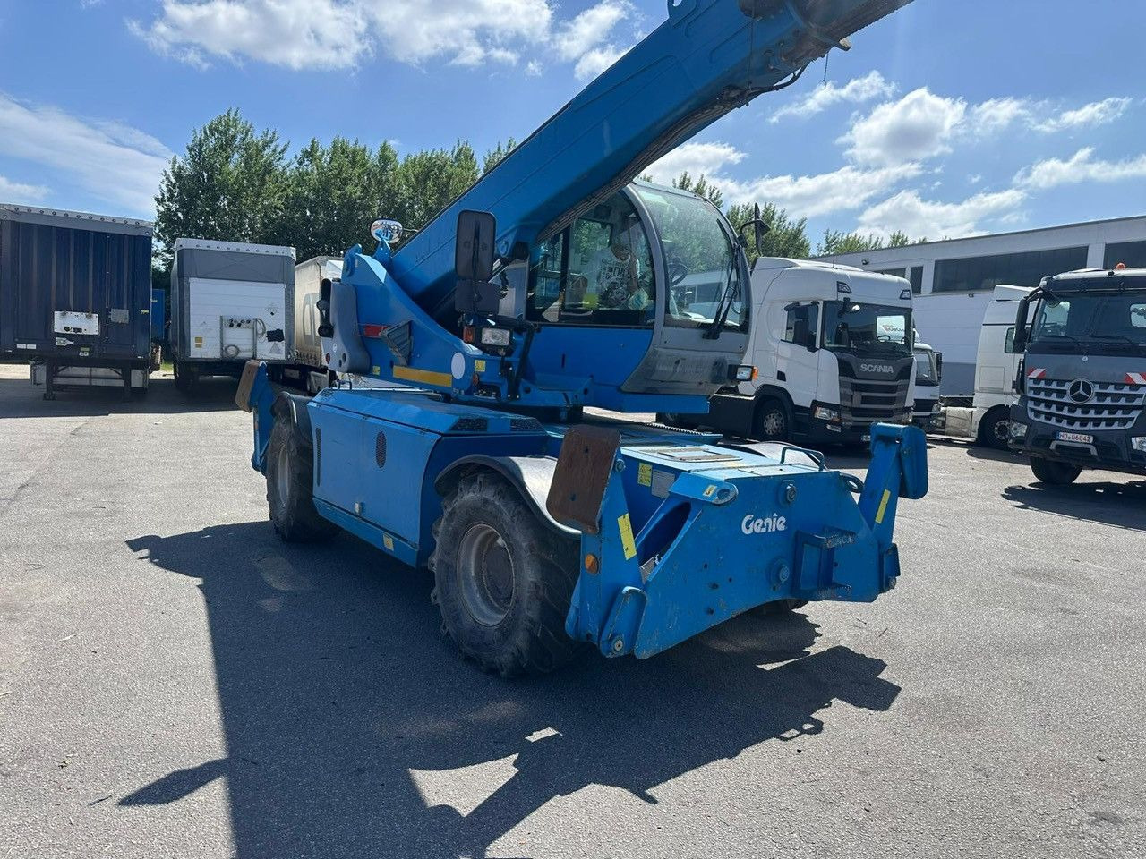 Genie Terex GTH 4018 SR/4x4/ ROTO - Veoautolt tõusev platvorm: pilt 4 Genie Terex GTH 4018 SR/4x4/ ROTO - Veoautolt tõusev platvorm: pilt 4