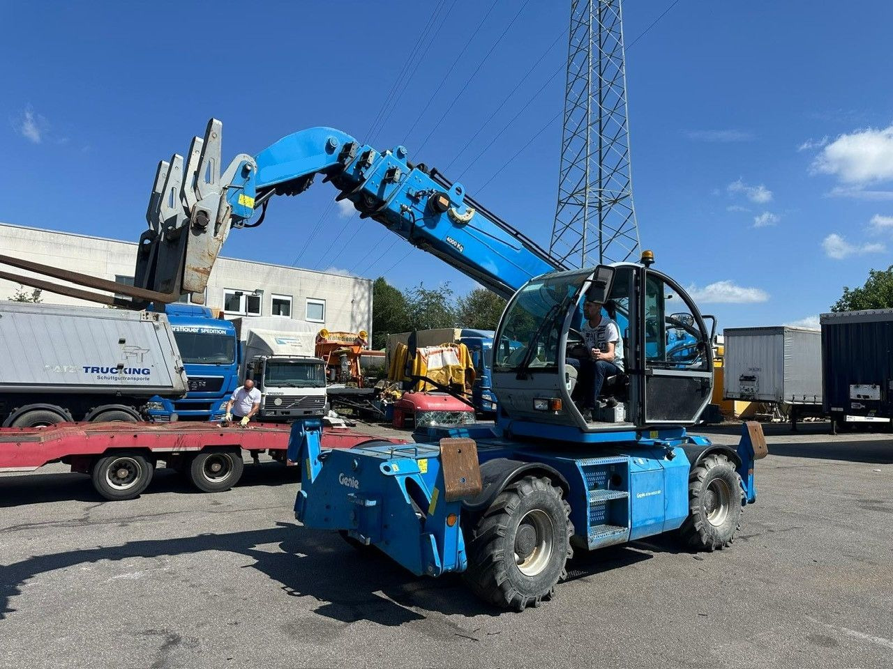 Genie Terex GTH 4018 SR/4x4/ ROTO - Veoautolt tõusev platvorm: pilt 2 Genie Terex GTH 4018 SR/4x4/ ROTO - Veoautolt tõusev platvorm: pilt 2