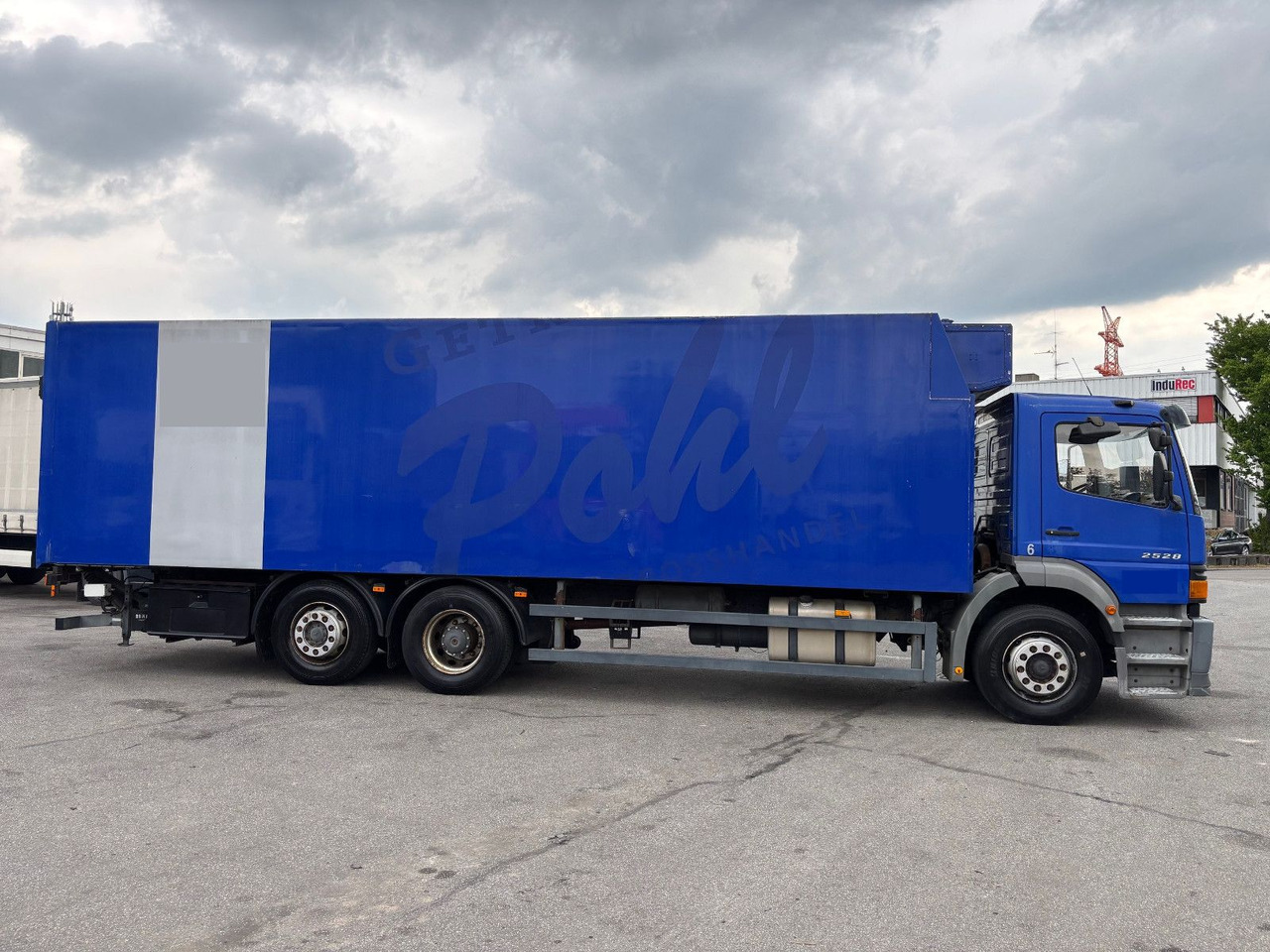 Mercedes-Benz 2528 L LBW/Klima/Frigoblock - Külmutiga veoauto: pilt 4 Mercedes-Benz 2528 L LBW/Klima/Frigoblock - Külmutiga veoauto: pilt 4