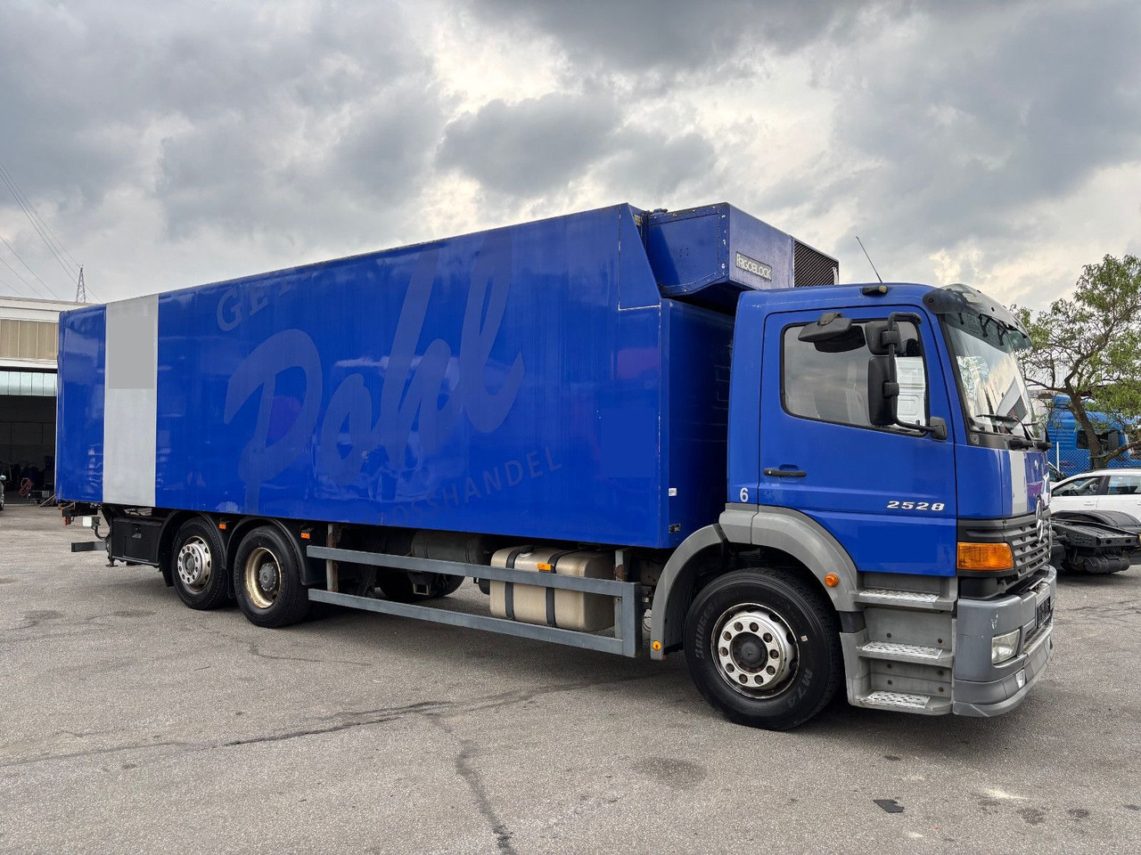 Mercedes-Benz 2528 L LBW/Klima/Frigoblock - Külmutiga veoauto: pilt 3 Mercedes-Benz 2528 L LBW/Klima/Frigoblock - Külmutiga veoauto: pilt 3