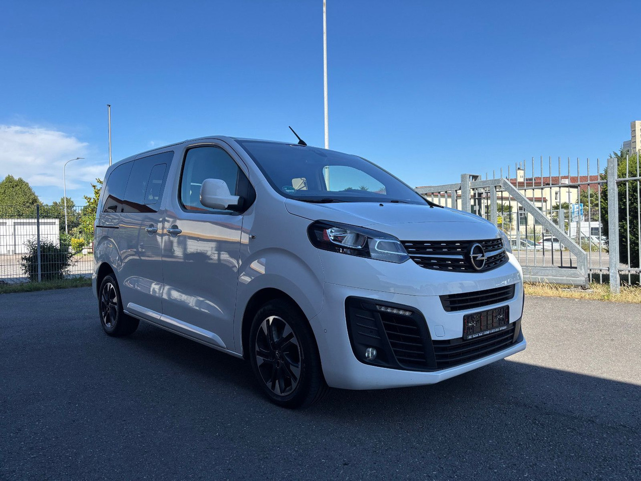 Opel Zafira Life Edition S - Mikrobuss: pilt 3 Opel Zafira Life Edition S - Mikrobuss: pilt 3