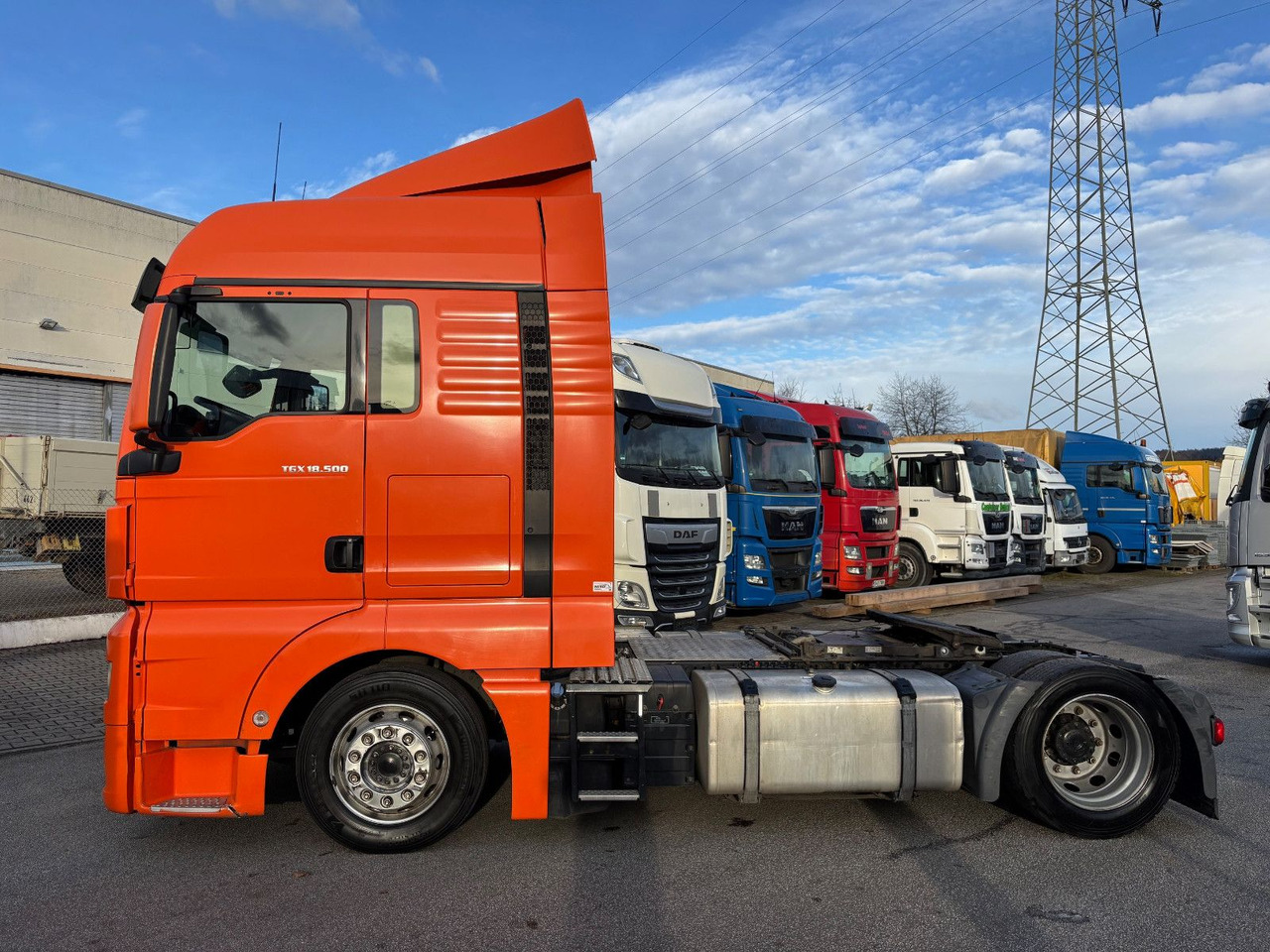 MAN TGX 18.500 XXL HUBSATTELLKUPLUNG - Sadulveok: pilt 1 MAN TGX 18.500 XXL HUBSATTELLKUPLUNG - Sadulveok: pilt 1