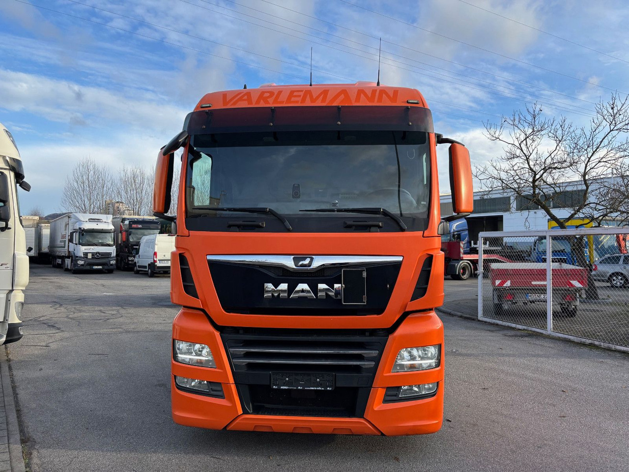 MAN TGX 18.500 XXL HUBSATTELLKUPLUNG - Sadulveok: pilt 3 MAN TGX 18.500 XXL HUBSATTELLKUPLUNG - Sadulveok: pilt 3