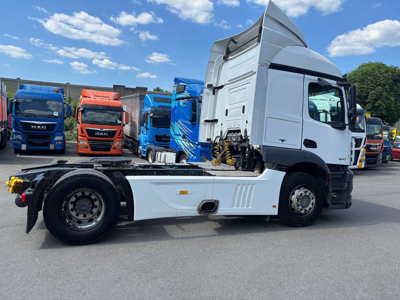 Mercedes-Benz Actros 1840 Kein 1842 1845 Retarder Blatt-Luft - Sadulveok: pilt 5 Mercedes-Benz Actros 1840 Kein 1842 1845 Retarder Blatt-Luft - Sadulveok: pilt 5