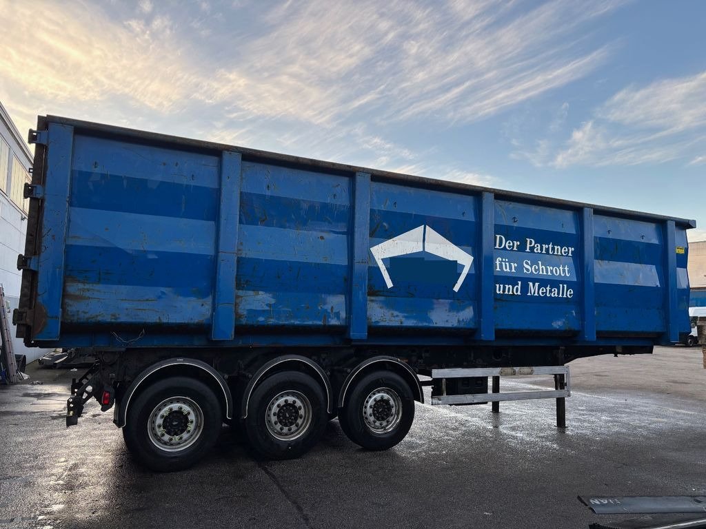 Schmitz Cargobull SKI 24 Liftachse/Scheibenbremse 60m³ - Kallur-poolhaagis: pilt 4 Schmitz Cargobull SKI 24 Liftachse/Scheibenbremse 60m³ - Kallur-poolhaagis: pilt 4