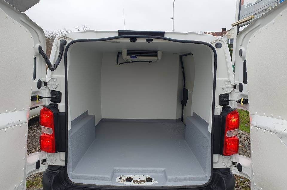 Citroen JUMPY CHLODNIA MROZNIA CARRIER+230V KLIMA EURO6 - Tarbesõiduk külmik: pilt 2 Citroen JUMPY CHLODNIA MROZNIA CARRIER+230V KLIMA EURO6 - Tarbesõiduk külmik: pilt 2