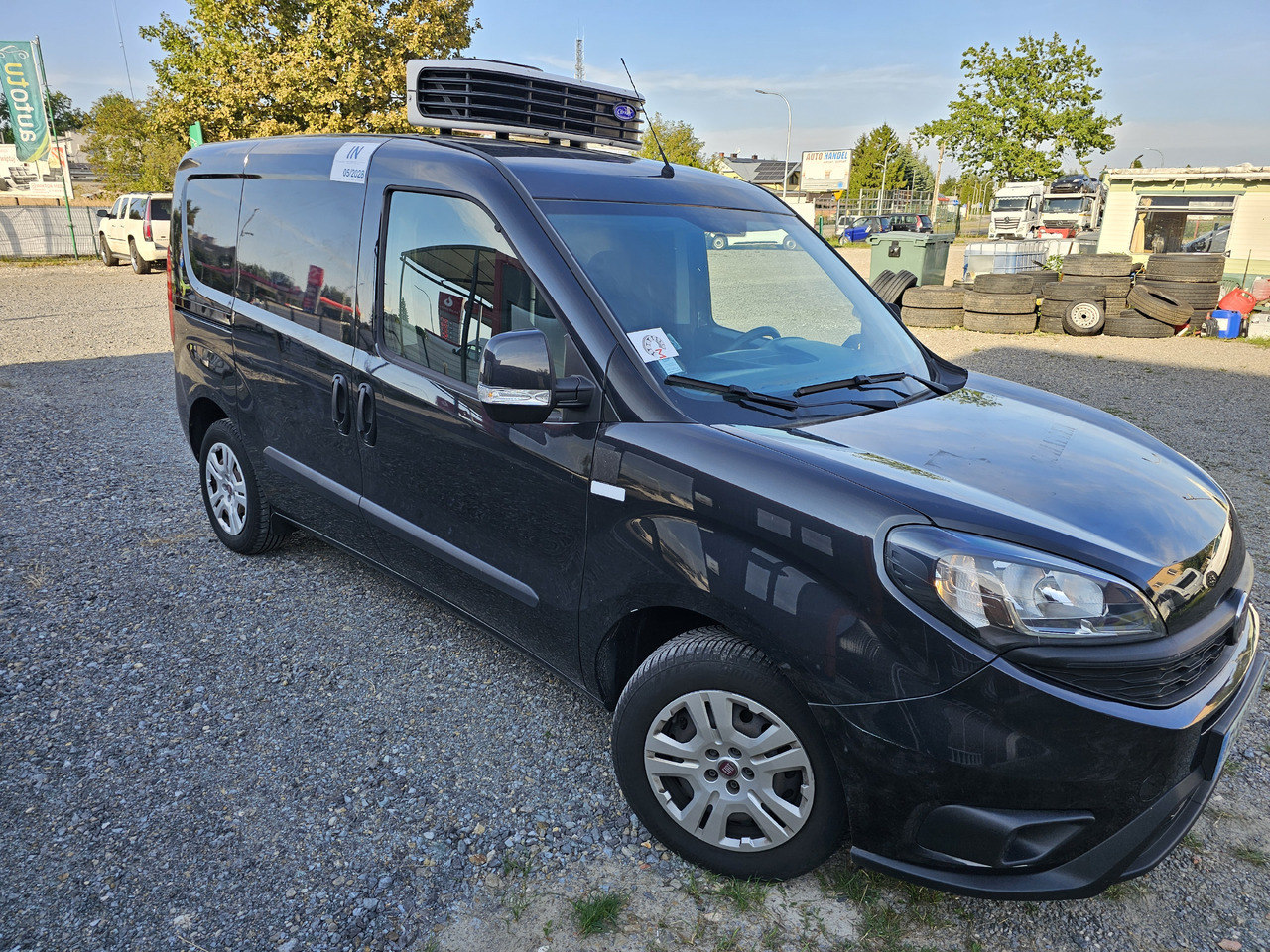 FIAT DOBLO CHLODNIA MROZNIA - 20 C CARRIER KLIMA EURO6 - Tarbesõiduk külmik: pilt 3 FIAT DOBLO CHLODNIA MROZNIA - 20 C CARRIER KLIMA EURO6 - Tarbesõiduk külmik: pilt 3