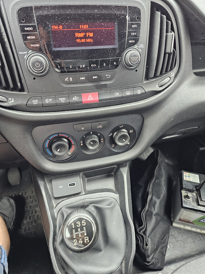 FIAT DOBLO CHLODNIA MROZNIA - 20 C CARRIER KLIMA EURO6 - Tarbesõiduk külmik: pilt 4 FIAT DOBLO CHLODNIA MROZNIA - 20 C CARRIER KLIMA EURO6 - Tarbesõiduk külmik: pilt 4