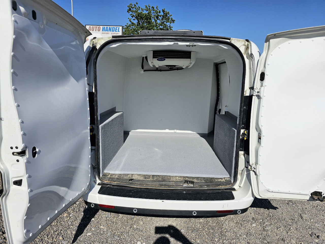 FIAT DOBLO CHLODNIA MROZNIA CARRIER KLIMA EURO6 - Tarbesõiduk külmik: pilt 2 FIAT DOBLO CHLODNIA MROZNIA CARRIER KLIMA EURO6 - Tarbesõiduk külmik: pilt 2