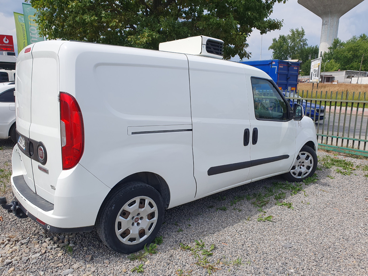 FIAT DOBLO LONG CHLODNIA carrier KLIMA EURO6 - Tarbesõiduk külmik: pilt 2 FIAT DOBLO LONG CHLODNIA carrier KLIMA EURO6 - Tarbesõiduk külmik: pilt 2