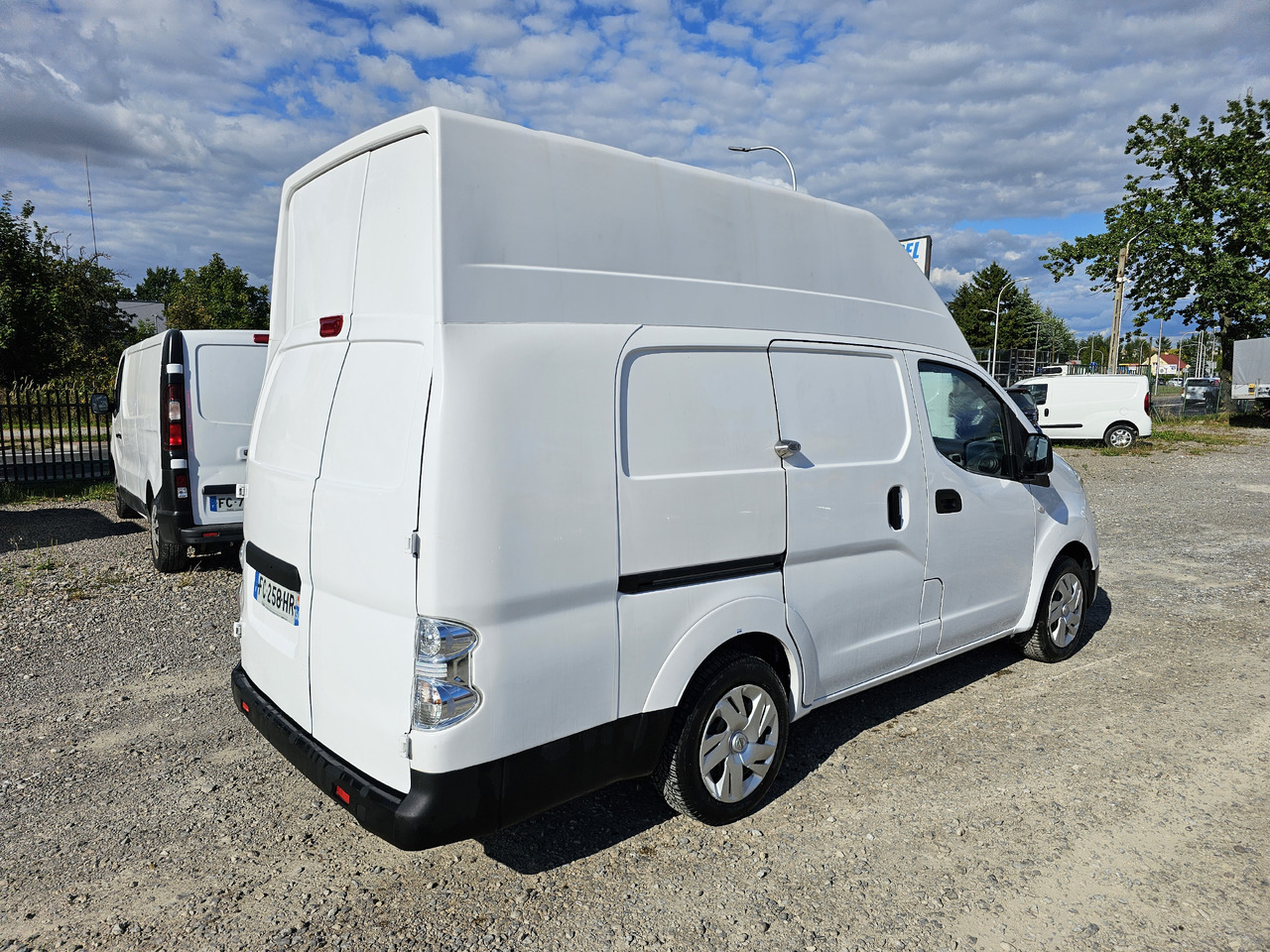 NISSAN E-NV200 ELEKTRYCZNY 40 KV 250 km klima kamera - Väike kaubik, Elektrikaubik: pilt 4 NISSAN E-NV200 ELEKTRYCZNY 40 KV 250 km klima kamera - Väike kaubik, Elektrikaubik: pilt 4