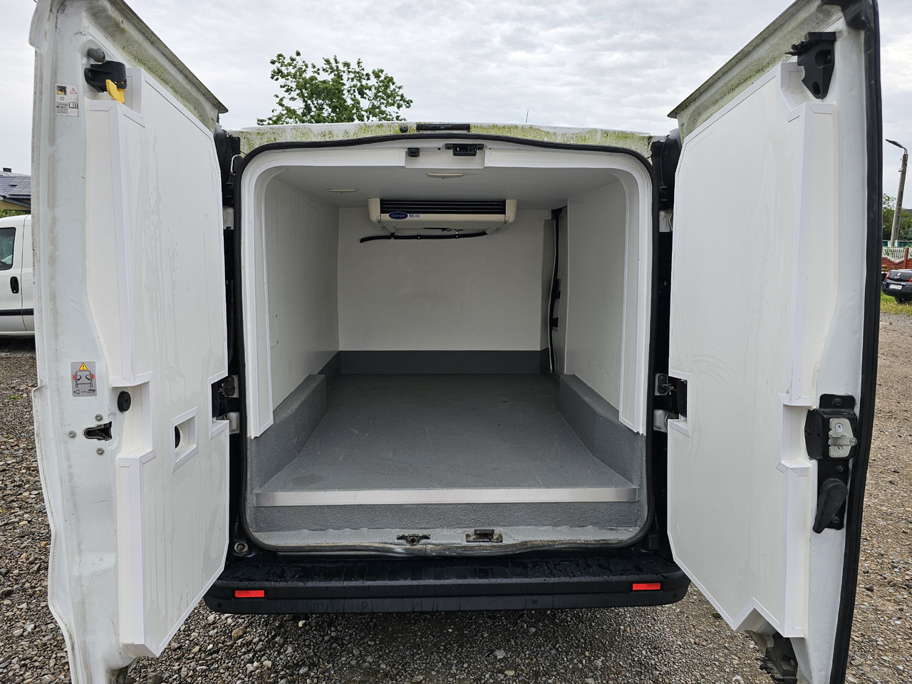 RENAULT TRAFIC CHLODNIA MROZNIA CARRIER+230V KLIMA EURO6 - Tarbesõiduk külmik: pilt 2 RENAULT TRAFIC CHLODNIA MROZNIA CARRIER+230V KLIMA EURO6 - Tarbesõiduk külmik: pilt 2