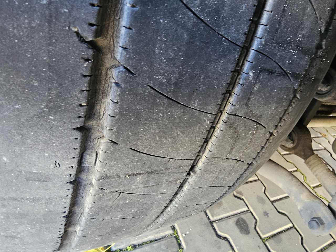 VOLVO FH460 ZESTAW TANDEM 120 M3 PRZEJAZDOWY + PRZYCZEPA FIRANKA SAF liising VOLVO FH460 ZESTAW TANDEM 120 M3 PRZEJAZDOWY + PRZYCZEPA FIRANKA SAF: pilt 26