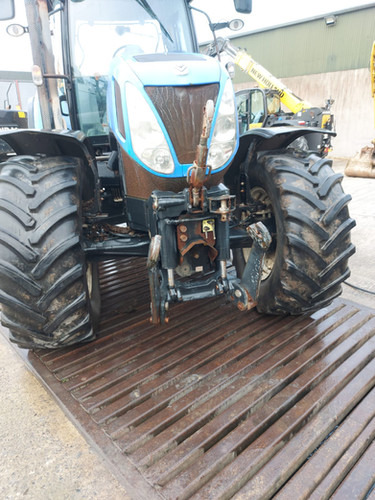 2011 New Holland T7040 - Traktor: pilt 2 2011 New Holland T7040 - Traktor: pilt 2