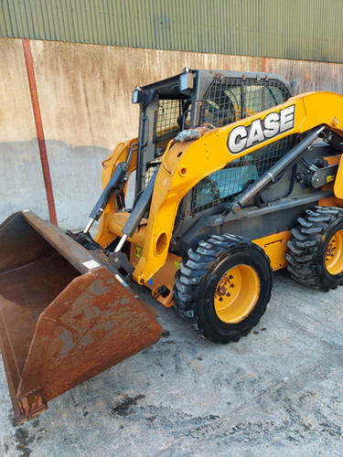2014 CASE SV300 - Kompaktlaadur: pilt 3 2014 CASE SV300 - Kompaktlaadur: pilt 3