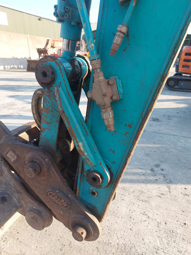 2017 Kobelco SK140SR LC-5 - Ekskavaator: pilt 5 2017 Kobelco SK140SR LC-5 - Ekskavaator: pilt 5