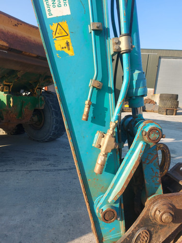 2017 Kobelco SK140SR LC-5 - Ekskavaator: pilt 4 2017 Kobelco SK140SR LC-5 - Ekskavaator: pilt 4