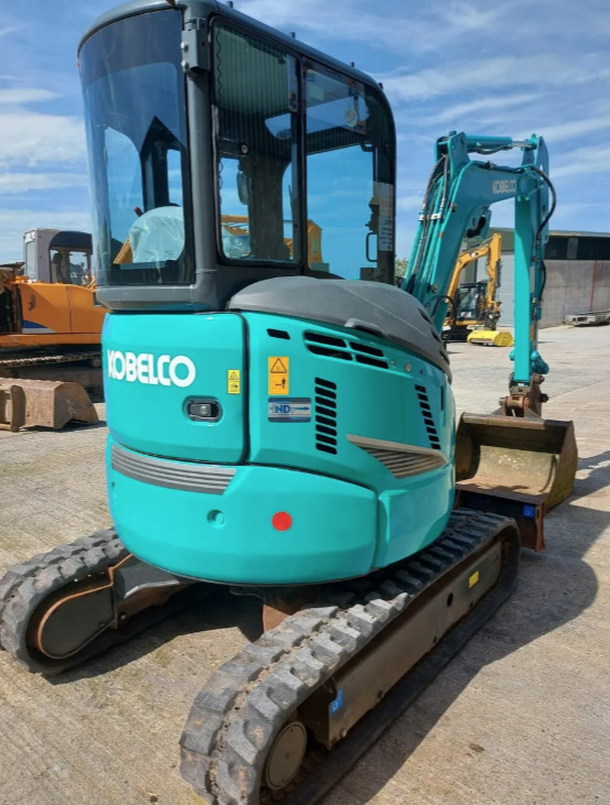 KOBELCO SK28SR-6 - Miniekskavaator: pilt 2 KOBELCO SK28SR-6 - Miniekskavaator: pilt 2