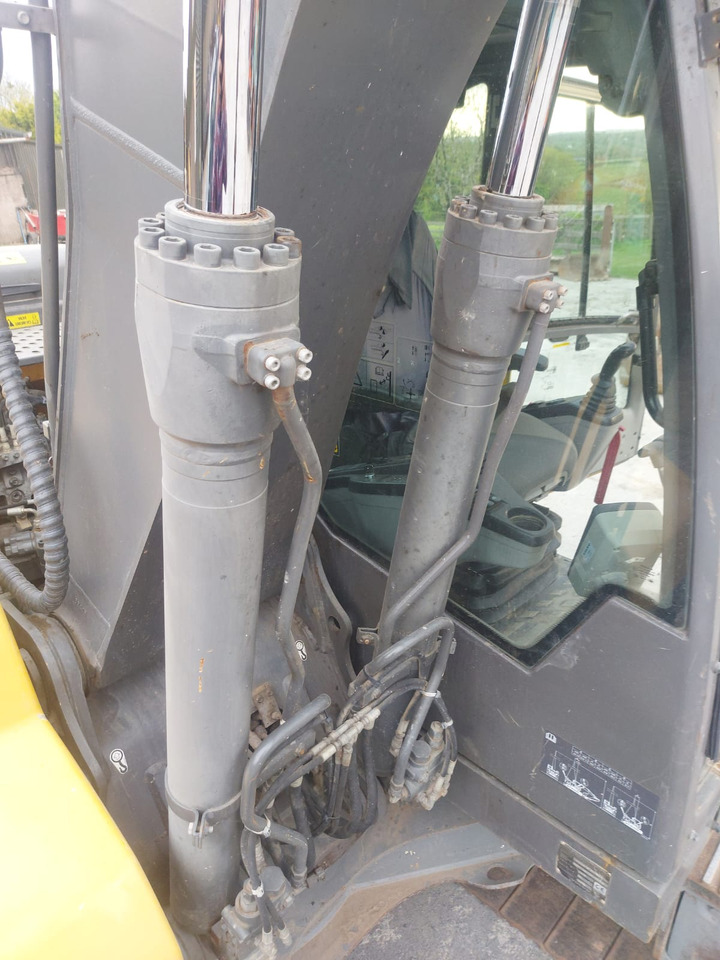 Lintekskavaator Volvo EC 140 DL: pilt 13