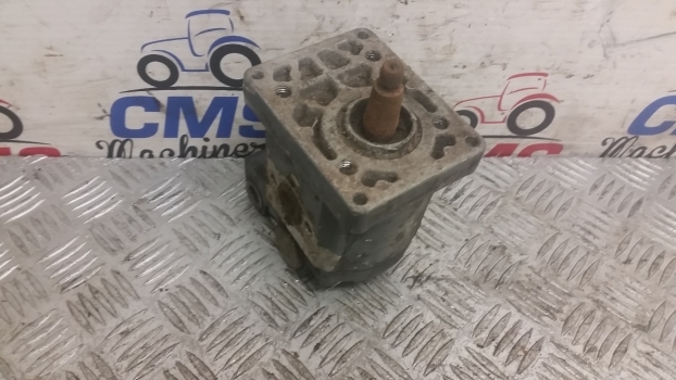 Bosch Rexroth Hydraulic Power Steering Pump 510625366; 1515105033 - Roolipump - Traktor: pilt 1 Bosch Rexroth Hydraulic Power Steering Pump 510625366; 1515105033 - Roolipump - Traktor: pilt 1