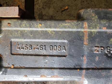 Case 1255 Xl Front Axle Housing, Beam 4448302024, 4468461008, 3229119r1 - Esitelg - Põllutööseade: pilt 4 Case 1255 Xl Front Axle Housing, Beam 4448302024, 4468461008, 3229119r1 - Esitelg - Põllutööseade: pilt 4